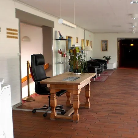Kong Valdemar Hotel 2*